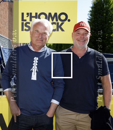 Amsterdam 22 april 2026
Presentatie nieuwe L Homo . Nicolas Keenan staat op de cover . Bob Sikkes met partner Michiel Engbers