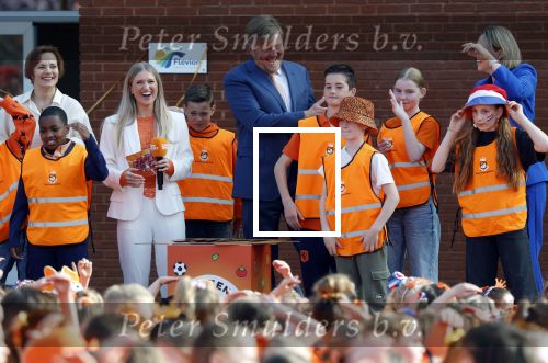 Zeewolde 17 april 2026
Koning Willem Alexander bezoekt de koningsspelen in Zeewolde . Britt Dekker presenteert het .