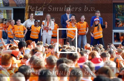Zeewolde 17 april 2026
Koning Willem Alexander bezoekt de koningsspelen in Zeewolde . Britt Dekker presenteert het .