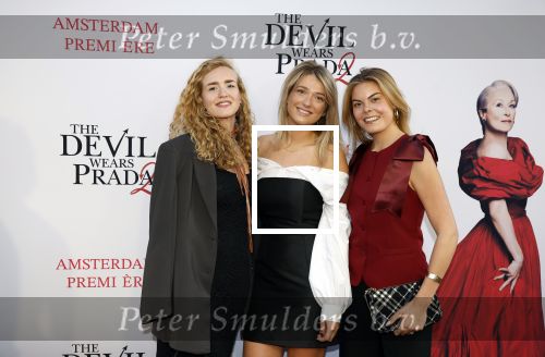 Amsterdam 28 april 2026
Premiere The Devil wears Prada 2 in Tuschinski . Eloise v Oranje kwam met twee vriendinnen