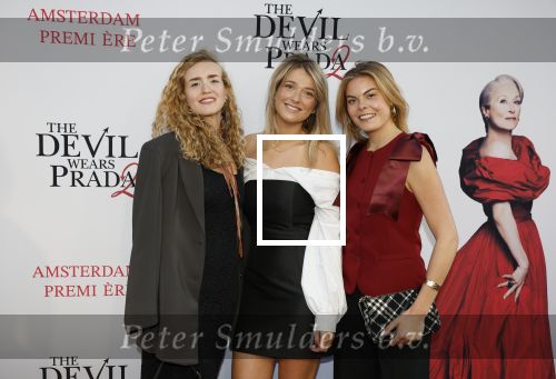 Amsterdam 28 april 2026
Premiere The Devil wears Prada 2 in Tuschinski . Eloise v Oranje kwam met twee vriendinnen