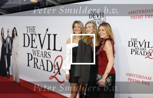 Amsterdam 28 april 2026
Premiere The Devil wears Prada 2 in Tuschinski . Eloise v Oranje kwam met twee vriendinnen