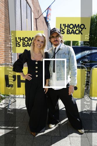 Amsterdam 22 april 2026
Presentatie nieuwe L Homo . Nicolas Keenan staat op de cover . Eveline Stallaart en Mari v d Ven