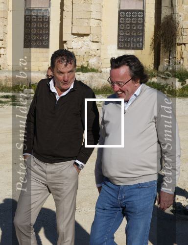 Malta 7 april 2026
John de Bever en Kees de Bever maken bij de Smart City Malta Studios bekend dat ze een speelfilm op gaan nemen . De film gaat heten alles voor de fans . Franz Bergman en Paul Sies