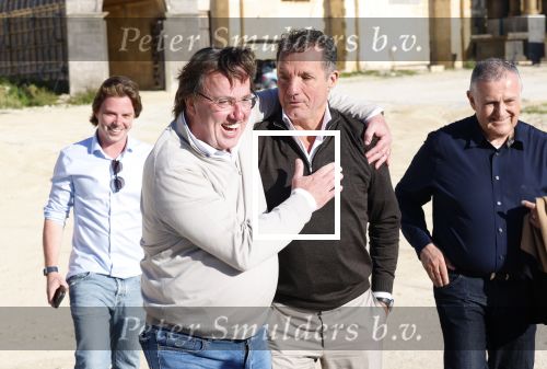 Malta 7 april 2026
John de Bever en Kees de Bever maken bij de Smart City Malta Studios bekend dat ze een speelfilm op gaan nemen . De film gaat heten alles voor de fans . Franz Bergman en Paul Sies