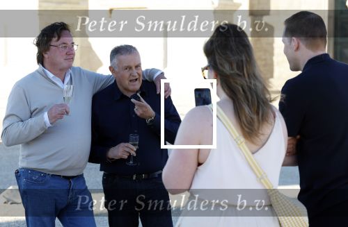 Malta 7 april 2026
John de Bever en Kees de Bever maken bij de Smart City Malta Studios bekend dat ze een speelfilm op gaan nemen . De film gaat heten alles voor de fans . Franz Bergman en Paul Sies