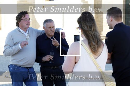Malta 7 april 2026
John de Bever en Kees de Bever maken bij de Smart City Malta Studios bekend dat ze een speelfilm op gaan nemen . De film gaat heten alles voor de fans . Franz Bergman en Paul Sies