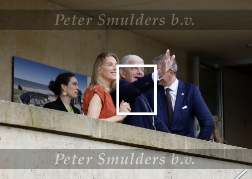 Scheveningen 2 april 2026
Koningin MÃ¡xima opent de gerenoveerde boulevard. De Scheveningse boulevard, al decennialang een van de bekendste en meest bezochte kustpromenades van Nederland, is de afgelopen jaren vernieuwd om beter aan te sluiten bij het groeiende aantal bezoekers en klaar te zijn voor de toekomst. Burgemeester Jan v Zanen begeleidde de Koningin . OOk de commisaris van de koning Wouter Kolff was aanwezig .