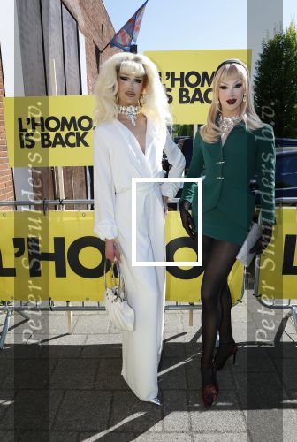 Amsterdam 22 april 2026
Presentatie nieuwe L Homo . Nicolas Keenan staat op de cover . Janey Jacke