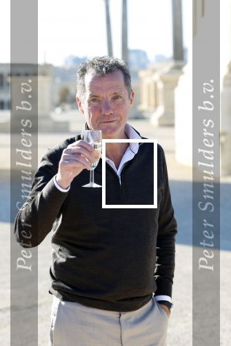 Malta 7 april 2026
John de Bever en Kees de Bever maken bij de Smart City Malta Studios bekend dat ze een speelfilm op gaan nemen . De film gaat heten alles voor de fans .