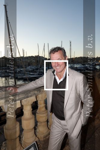 Malta 7 april 2026
John de Bever en Kees de Bever maken bij de Smart City Malta Studios bekend dat ze een speelfilm op gaan nemen . De film gaat heten alles voor de fans .