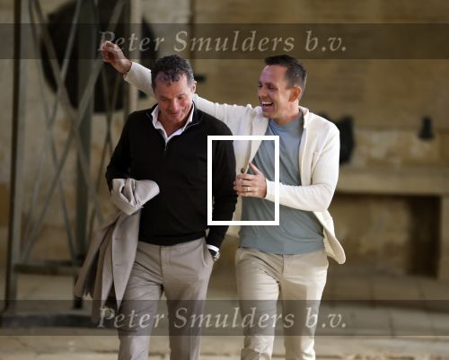 Malta 7 april 2026
John de Bever en Kees de Bever maken bij de Smart City Malta Studios bekend dat ze een speelfilm op gaan nemen . De film gaat heten alles voor de fans .