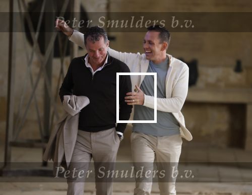 Malta 7 april 2026
John de Bever en Kees de Bever maken bij de Smart City Malta Studios bekend dat ze een speelfilm op gaan nemen . De film gaat heten alles voor de fans .