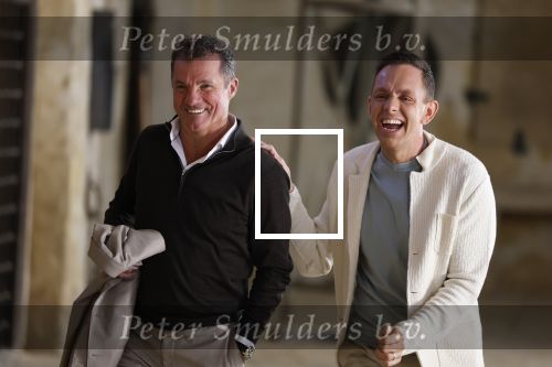 Malta 7 april 2026
John de Bever en Kees de Bever maken bij de Smart City Malta Studios bekend dat ze een speelfilm op gaan nemen . De film gaat heten alles voor de fans .
