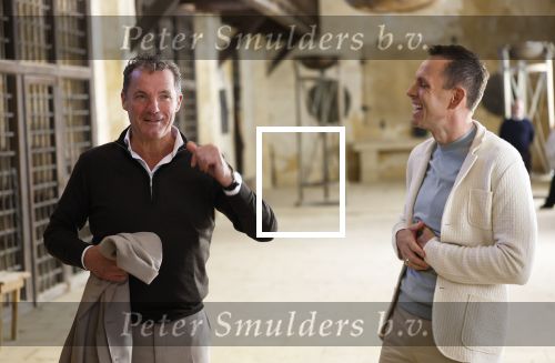 Malta 7 april 2026
John de Bever en Kees de Bever maken bij de Smart City Malta Studios bekend dat ze een speelfilm op gaan nemen . De film gaat heten alles voor de fans .