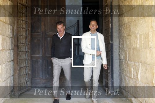 Malta 7 april 2026
John de Bever en Kees de Bever maken bij de Smart City Malta Studios bekend dat ze een speelfilm op gaan nemen . De film gaat heten alles voor de fans .