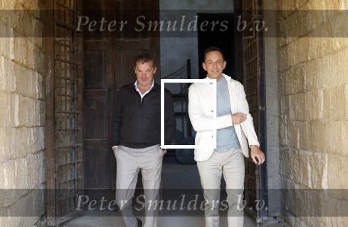 Malta 7 april 2026
John de Bever en Kees de Bever maken bij de Smart City Malta Studios bekend dat ze een speelfilm op gaan nemen . De film gaat heten alles voor de fans .