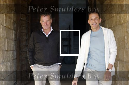 Malta 7 april 2026
John de Bever en Kees de Bever maken bij de Smart City Malta Studios bekend dat ze een speelfilm op gaan nemen . De film gaat heten alles voor de fans .