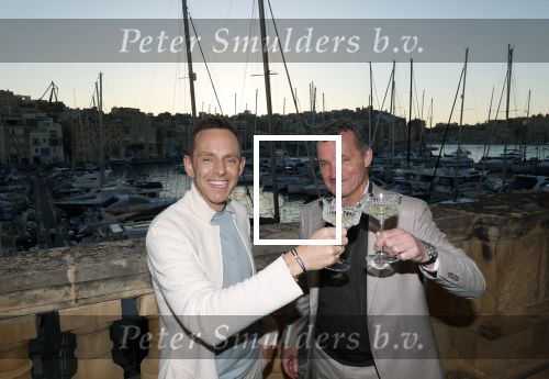 Malta 7 april 2026
John de Bever en Kees de Bever maken bij de Smart City Malta Studios bekend dat ze een speelfilm op gaan nemen . De film gaat heten alles voor de fans .
