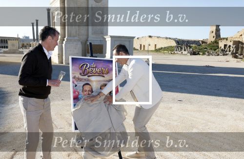 Malta 7 april 2026
John de Bever en Kees de Bever maken bij de Smart City Malta Studios bekend dat ze een speelfilm op gaan nemen . De film gaat heten alles voor de fans .