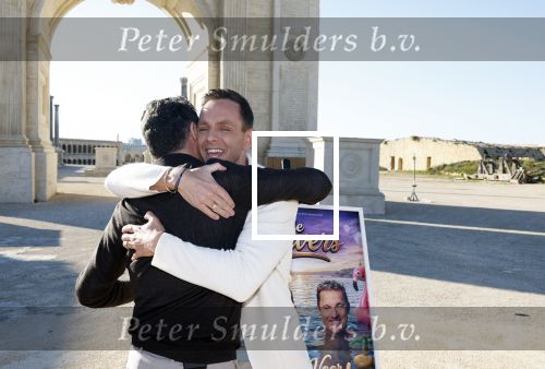 Malta 7 april 2026
John de Bever en Kees de Bever maken bij de Smart City Malta Studios bekend dat ze een speelfilm op gaan nemen . De film gaat heten alles voor de fans .