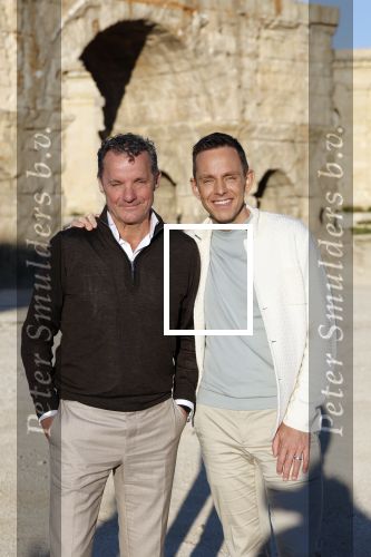 Malta 7 april 2026
John de Bever en Kees de Bever maken bij de Smart City Malta Studios bekend dat ze een speelfilm op gaan nemen . De film gaat heten alles voor de fans .
