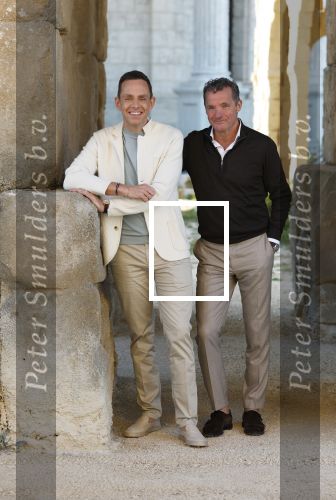 Malta 7 april 2026
John de Bever en Kees de Bever maken bij de Smart City Malta Studios bekend dat ze een speelfilm op gaan nemen . De film gaat heten alles voor de fans .