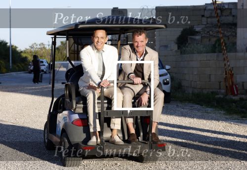 Malta 7 april 2026
John de Bever en Kees de Bever maken bij de Smart City Malta Studios bekend dat ze een speelfilm op gaan nemen . De film gaat heten alles voor de fans .