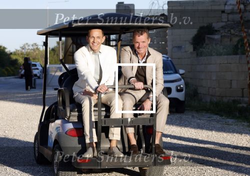 Malta 7 april 2026
John de Bever en Kees de Bever maken bij de Smart City Malta Studios bekend dat ze een speelfilm op gaan nemen . De film gaat heten alles voor de fans .
