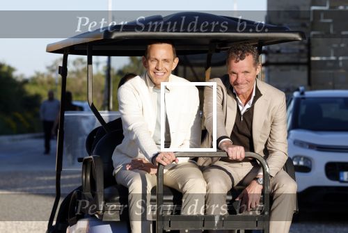 Malta 7 april 2026
John de Bever en Kees de Bever maken bij de Smart City Malta Studios bekend dat ze een speelfilm op gaan nemen . De film gaat heten alles voor de fans .