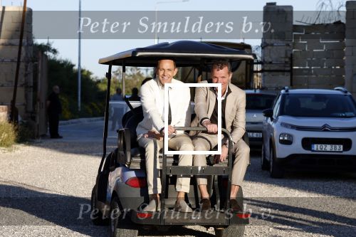 Malta 7 april 2026
John de Bever en Kees de Bever maken bij de Smart City Malta Studios bekend dat ze een speelfilm op gaan nemen . De film gaat heten alles voor de fans .