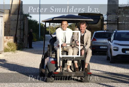 Malta 7 april 2026
John de Bever en Kees de Bever maken bij de Smart City Malta Studios bekend dat ze een speelfilm op gaan nemen . De film gaat heten alles voor de fans .