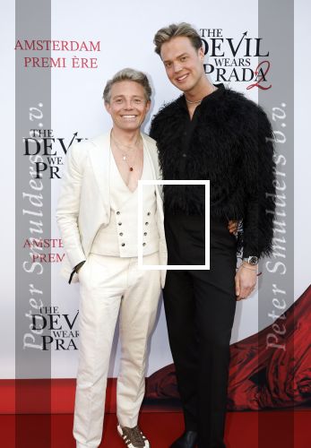 Amsterdam 28 april 2026
Premiere The Devil wears Prada 2 in Tuschinski . Joshua Luza kwam met zijn nieuwe vriend Jesper Moser