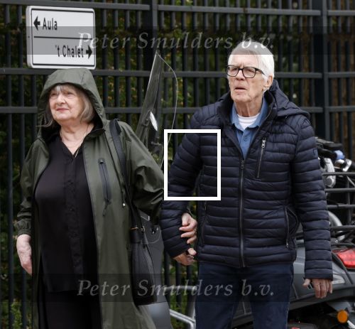 Amsterdam 18 april 2026
Crematie Sonja Barend op begraafplaats Zorgvlied . Kees v Kooten met vrouw