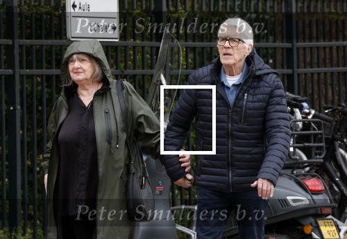 Amsterdam 18 april 2026
Crematie Sonja Barend op begraafplaats Zorgvlied . Kees v Kooten met vrouw