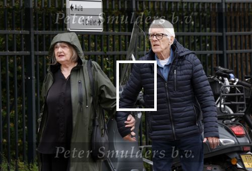 Amsterdam 18 april 2026
Crematie Sonja Barend op begraafplaats Zorgvlied . Kees v Kooten met vrouw