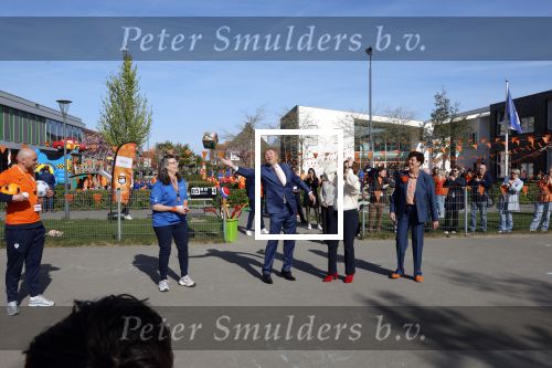 Zeewolde 17 april 2026
Koning Willem Alexander bezoekt de koningsspelen in Zeewolde . Britt Dekker presenteert het .