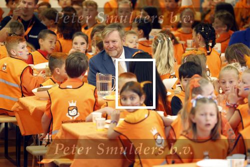 Zeewolde 17 april 2026
Koning Willem Alexander bezoekt de koningsspelen in Zeewolde . Britt Dekker presenteert het .