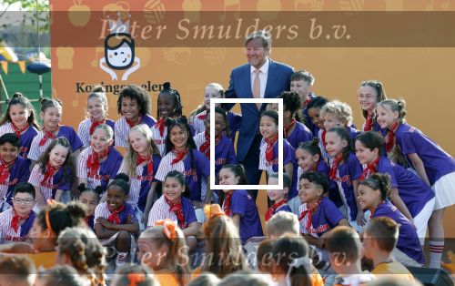 Zeewolde 17 april 2026
Koning Willem Alexander bezoekt de koningsspelen in Zeewolde . Britt Dekker presenteert het .