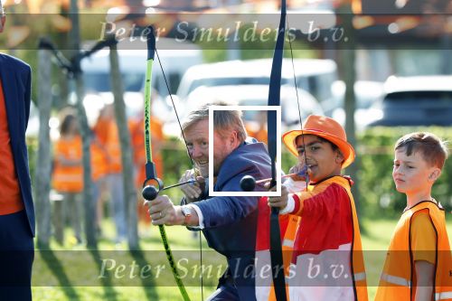Zeewolde 17 april 2026
Koning Willem Alexander bezoekt de koningsspelen in Zeewolde . Britt Dekker presenteert het .