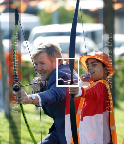 Zeewolde 17 april 2026
Koning Willem Alexander bezoekt de koningsspelen in Zeewolde . Britt Dekker presenteert het .