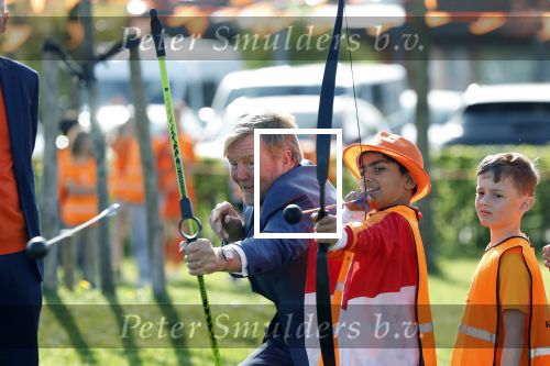 Zeewolde 17 april 2026
Koning Willem Alexander bezoekt de koningsspelen in Zeewolde . Britt Dekker presenteert het .