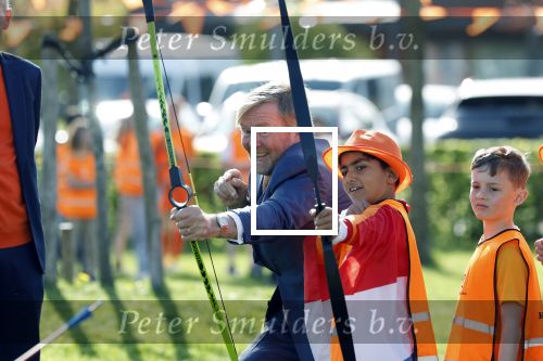 Zeewolde 17 april 2026
Koning Willem Alexander bezoekt de koningsspelen in Zeewolde . Britt Dekker presenteert het .