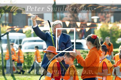 Zeewolde 17 april 2026
Koning Willem Alexander bezoekt de koningsspelen in Zeewolde . Britt Dekker presenteert het .