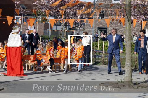 Zeewolde 17 april 2026
Koning Willem Alexander bezoekt de koningsspelen in Zeewolde . Britt Dekker presenteert het .