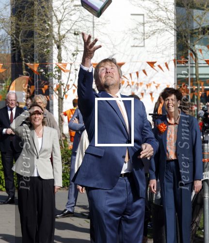 Zeewolde 17 april 2026
Koning Willem Alexander bezoekt de koningsspelen in Zeewolde . Britt Dekker presenteert het .