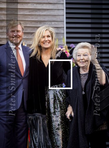 Dokkum 20 april 2027
Koningsdag concert met Koning Willem Alexander Koningin Maxima en Prinses Beatrix