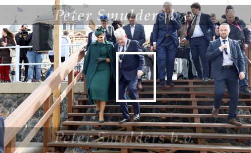 Scheveningen 2 april 2026
Koningin MÃ¡xima opent de gerenoveerde boulevard. De Scheveningse boulevard, al decennialang een van de bekendste en meest bezochte kustpromenades van Nederland, is de afgelopen jaren vernieuwd om beter aan te sluiten bij het groeiende aantal bezoekers en klaar te zijn voor de toekomst. Burgemeester Jan v Zanen begeleidde de Koningin . OOk de commisaris van de koning Wouter Kolff was aanwezig .