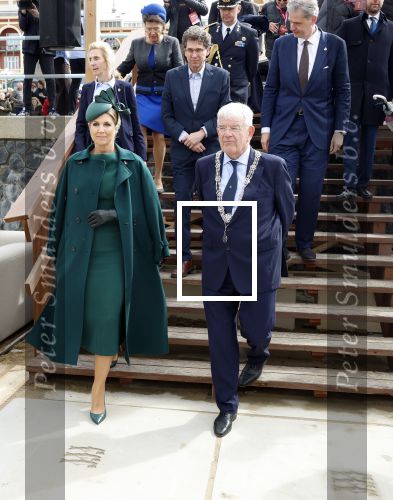 Scheveningen 2 april 2026
Koningin MÃ¡xima opent de gerenoveerde boulevard. De Scheveningse boulevard, al decennialang een van de bekendste en meest bezochte kustpromenades van Nederland, is de afgelopen jaren vernieuwd om beter aan te sluiten bij het groeiende aantal bezoekers en klaar te zijn voor de toekomst. Burgemeester Jan v Zanen begeleidde de Koningin . OOk de commisaris van de koning Wouter Kolff was aanwezig .