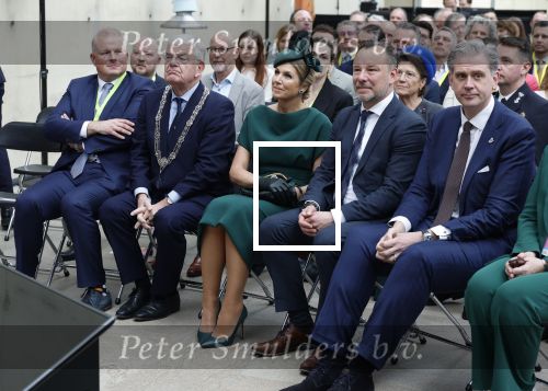 Scheveningen 2 april 2026
Koningin MÃ¡xima opent de gerenoveerde boulevard. De Scheveningse boulevard, al decennialang een van de bekendste en meest bezochte kustpromenades van Nederland, is de afgelopen jaren vernieuwd om beter aan te sluiten bij het groeiende aantal bezoekers en klaar te zijn voor de toekomst. Burgemeester Jan v Zanen begeleidde de Koningin . OOk de commisaris van de koning Wouter Kolff was aanwezig .